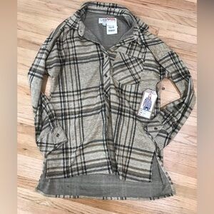 NWT plaid button up shirt